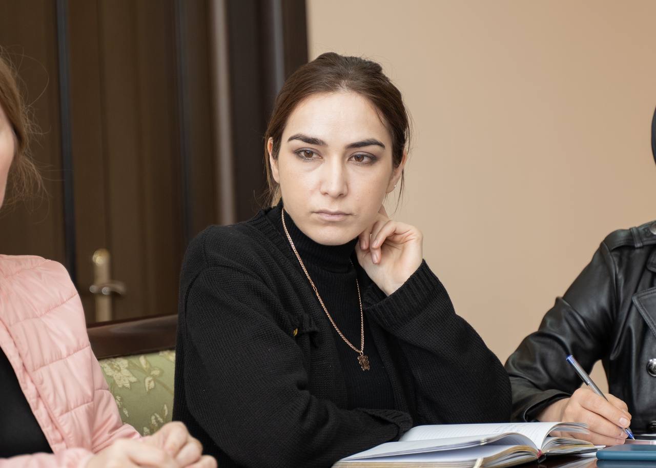 Совещание под руководством директора колледжа Руслана Мамаева.